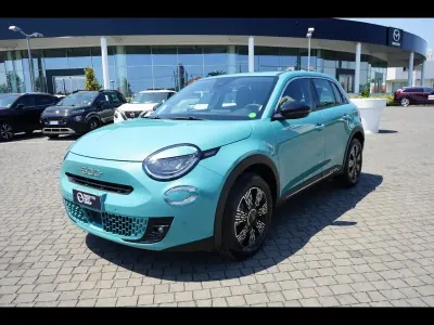 Usata Fiat 600 145 CV (106 kW) 2025 Blu SUV