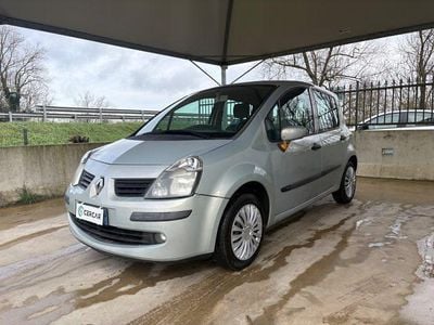 Argento Usata 2006 Renault Modus Authentique Monovolume | 3200 € (Buon prezzo)