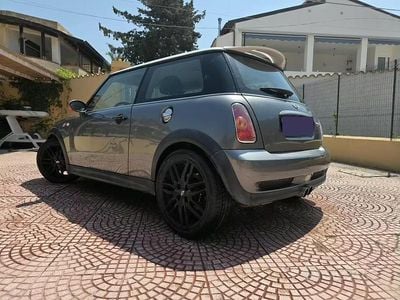 Begagnad Mini Cooper S 163 HK (119 kW) 2003 Grå Halvkombi