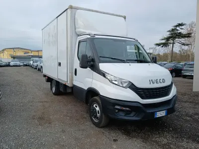 Usata Iveco Daily 155 CV (114 kW) 2021 Bianco Cabrio