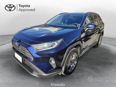 Usata Toyota RAV4 Hybrid Lounge 218 CV (160 kW) 2019 Blu SUV