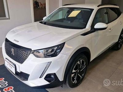 Usata Peugeot 2008 Allure 131 CV (96 kW) 2021 Bianco SUV
