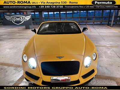 Usata Bentley Continental GT Convertible 529 CV (389 kW) 2015 Giallo Cabrio