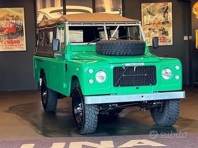 Usata Land Rover Defender 92 CV (67 kW) 1980 Verde SUV