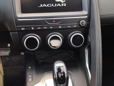 Usata Jaguar E-Pace 150 CV (110 kW) 2019 Grigio SUV