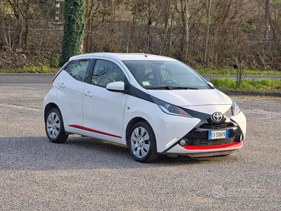 Usata Toyota Aygo X-cite 69 CV (50 kW) 2014 Bianco Utilitaria