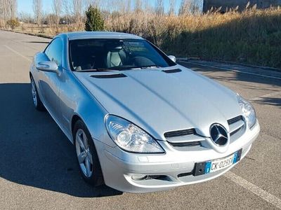 Usata Mercedes SLK200 163 CV (119 kW) 2004 Argento Cabrio