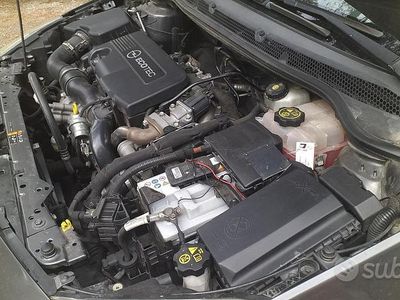 Usata Opel Astra 60 CV (44 kW) 2012 Grigio Station wagon