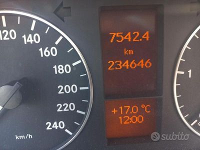 Usata Mercedes A180 Elegance 109 CV (80 kW) 2007 Blu Station wagon