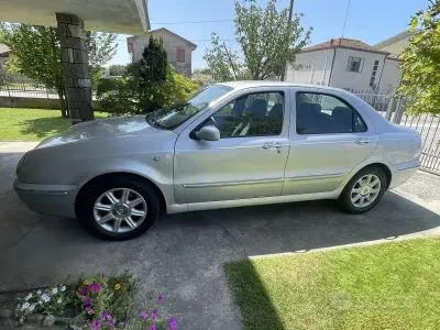 Usata Lancia Lybra 131 CV (96 kW) 2003 Grigio Berlina