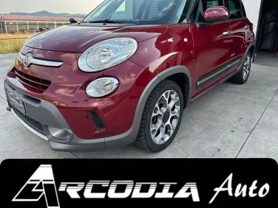 Usata Fiat 500L Trekking 120 CV (88 kW) 2016 Rosso Monovolume