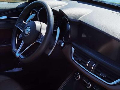 Usata Alfa Romeo Stelvio Executive 209 CV (153 kW) 2018 Nero SUV