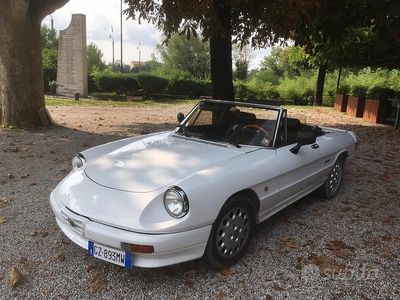 Usata Alfa Romeo Spider 1989 Bianco Cabrio