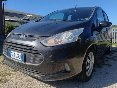 Usata Ford B-MAX Titanium 75 CV (55 kW) 2016 Grigio Monovolume