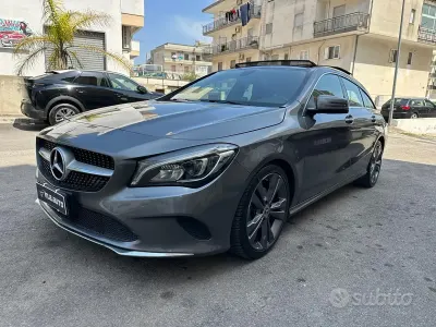 Usado Mercedes CLA200 Premium 136 CV (100 kW) 2017 Gris Familiar