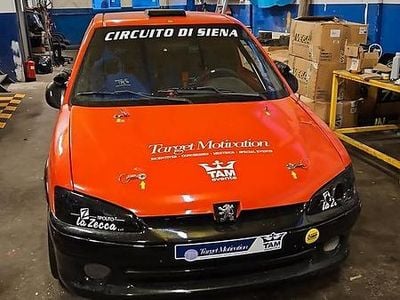 Usata Peugeot 106 2000 Utilitaria