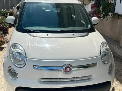 Begagnad Fiat 500L Pop Star 120 HK (88 kW) 2017 Vit Minibuss