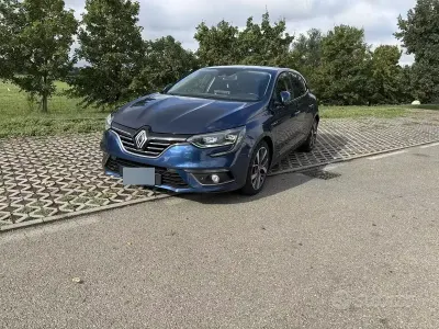 Usata Renault Mégane IV Bose Edition 110 CV (80 kW) 2017 Bluazzurro Berlina