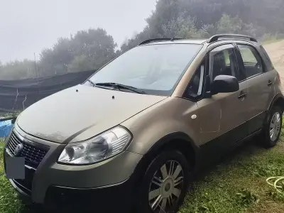 Usata Fiat Sedici 120 CV (88 kW) 2007 SUV