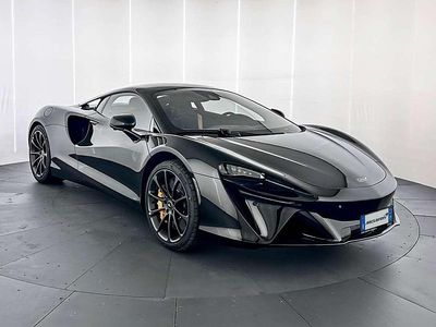 Nuova McLaren Artura 700 CV (514 kW) 2026 Nero Coupé