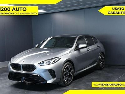 Begagnad BMW 118 M Sport 150 HK (110 kW) 2025 Grå Halvkombi