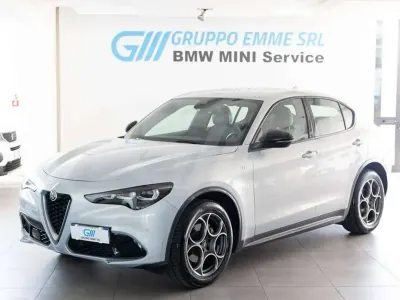 Usata Alfa Romeo Stelvio Ti 209 CV (153 kW) 2023 Grigio moonlight SUV