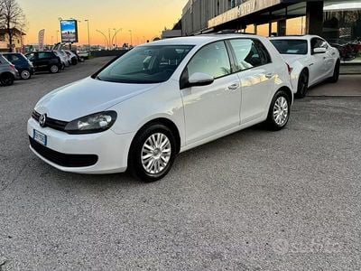Usata VW Golf VI United 80 CV (58 kW) 2011 Bianco Utilitaria