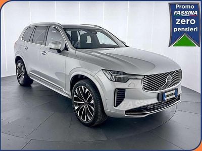 Usata Volvo XC90 Plus 250 CV (183 kW) 2025 Grigio SUV