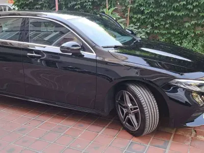 Usata Mercedes A250 AMG Line Premium Plus 163 CV (119 kW) 2023 Nero Berlina