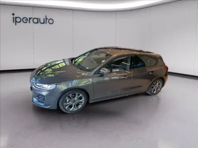 Usata Ford Focus ST-Line 120 CV (88 kW) 2022 Grigio Berlina