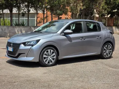 Usata Peugeot 208 Active 75 CV (55 kW) 2020 Grigio Utilitaria