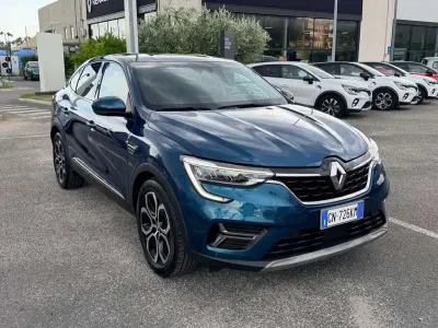 Usata Renault Arkana Intens 94 CV (69 kW) 2023 Blu/azzurro SUV