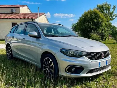 Usata Fiat Tipo Business 120 CV (88 kW) 2018 Argento Station wagon