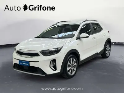 Usata Kia Stonic Urban 82 CV (60 kW) 2022 Bianco SUV