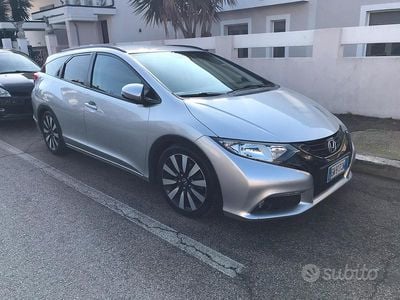 Usata Honda Civic 120 CV (88 kW) 2014 Grigio Station wagon