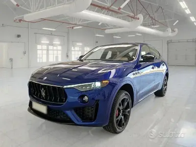 Usata Maserati Levante 430 CV (316 kW) 2022 Bluazzurro SUV