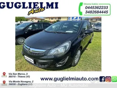 Usata Opel Corsa Edition 86 CV (63 kW) 2014 Nero Utilitaria