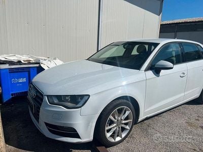 Usata Audi A3 Ambition 104 CV (76 kW) 2013 Bianco Berlina