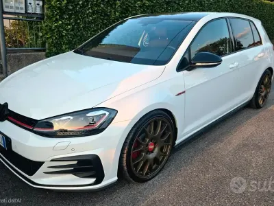 Usata VW Golf VIII GTI 245 CV (180 kW) 2023 Bianco Berlina