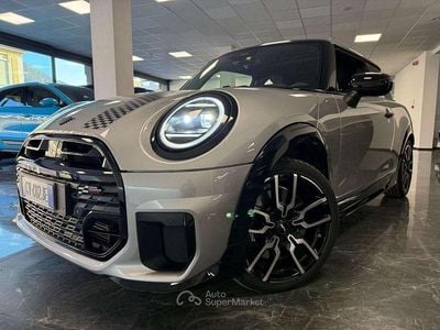 Usata Mini John Cooper Works 156 CV (114 kW) 2024 Grigio Utilitaria