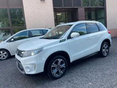 Usata Suzuki Vitara 120 CV (88 kW) 2016 Bianco SUV