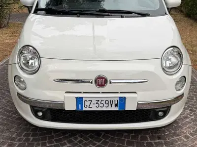 Usata Fiat 500 Lounge 75 CV (55 kW) 2010 Bianco Utilitaria