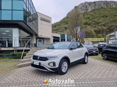 Occasion VW T-Roc Life 110 PK (80 kW) 2022 Wit SUV