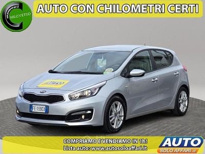 Grigio Usata 2016 Kia Ceed Utilitaria | 8470 € (Buon prezzo)