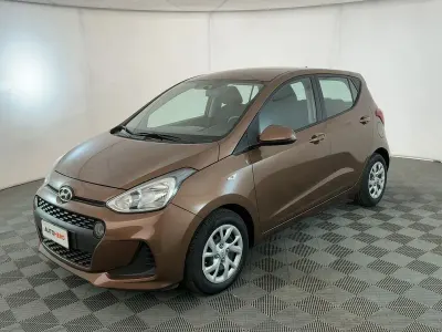 Usata Hyundai i10 Advanced 67 CV (49 kW) 2019 Marrone Utilitaria