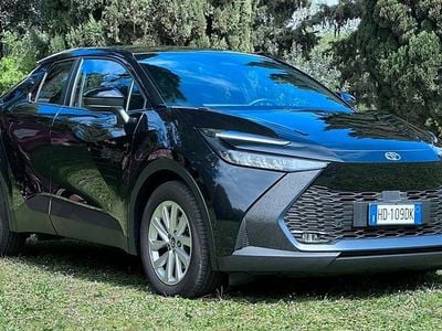 Usata Toyota C-HR Active 97 CV (71 kW) 2024 Nero SUV