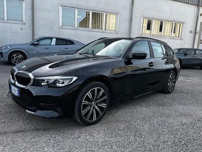 Usata BMW 318 Advantage 150 CV (110 kW) 2021 Nero Station wagon