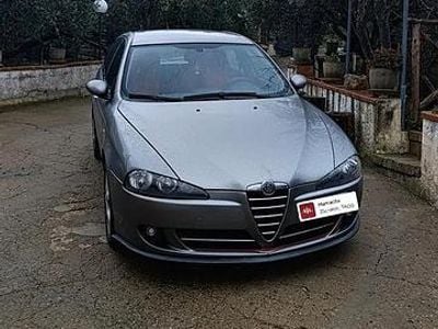 Usata Alfa Romeo 147 120 CV (88 kW) 2008 Grigio Utilitaria