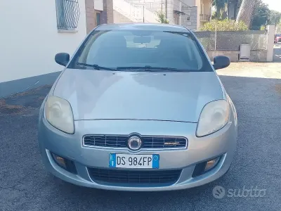 Usata Fiat Bravo 105 CV (77 kW) 2009 Grigio Utilitaria