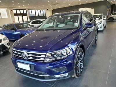 Gebraucht VW Tiguan Executive 179 PS (131 kW) 2016 Blau SUV